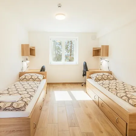 Hostel Prenocisca Prisoje *