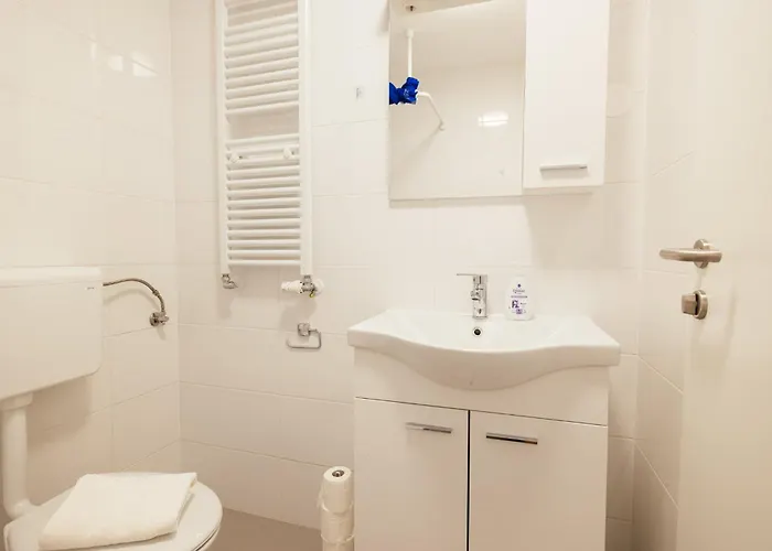 Prenocisca Prisoje *