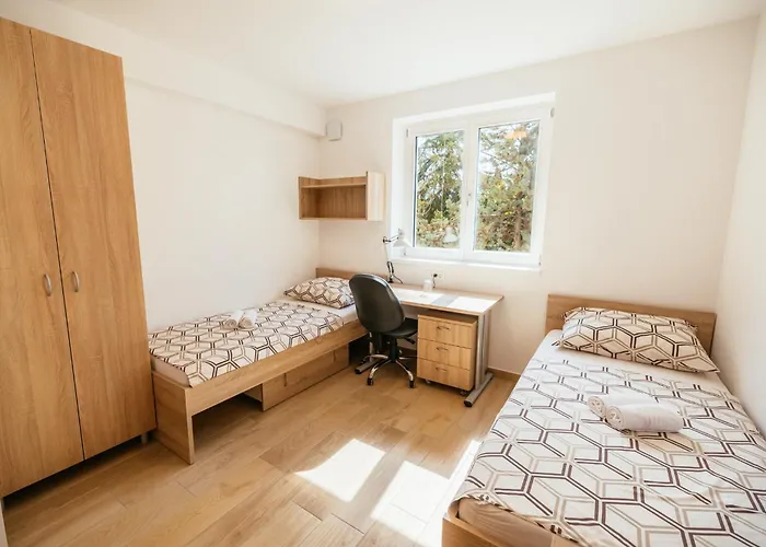 Prenocisca Prisoje * Koper