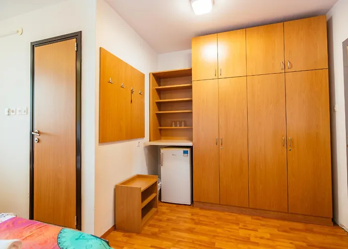 Prenocisca Prisoje Koper